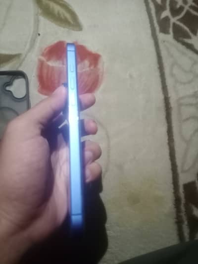 Apple iPhone 16 Plus