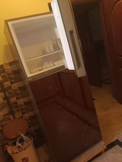 Haier  Refrigerator medium size double door fridge 0307/9460/314