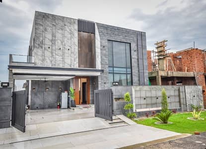 PHASE 6 1-KANAL BRAND NEW FULLY MAINTAINED BUNGALOW IS AVAILABLE FOR SALE.