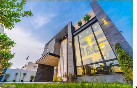 PHASE 6 1-KANAL BRAND NEW FULLY MAINTAINED BUNGALOW IS AVAILABLE FOR SALE.