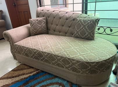 7 seater sofa set with table
