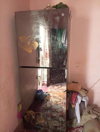 Non inverter Pel jambo size Location New karachi