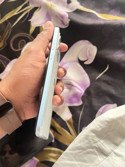 Motorola G84 5g 12/256