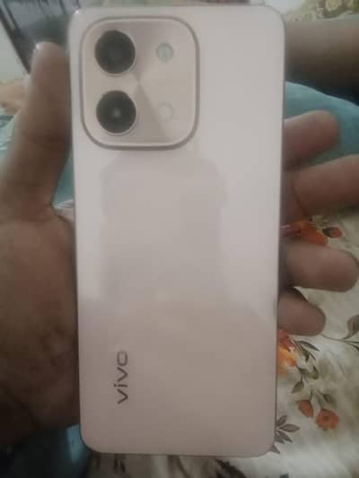 vivo y28