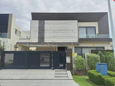 PHASE 7 1-KANAL BRAND NEW FULL BASEMENT BUNGALOW WITH 6 BEDROOMS IS AVAILABLE FOR SALE.