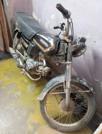 Honda 83 Genuine condition