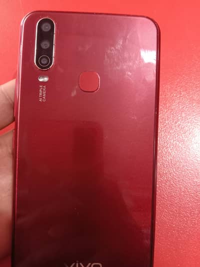 Vivo y17 8/256