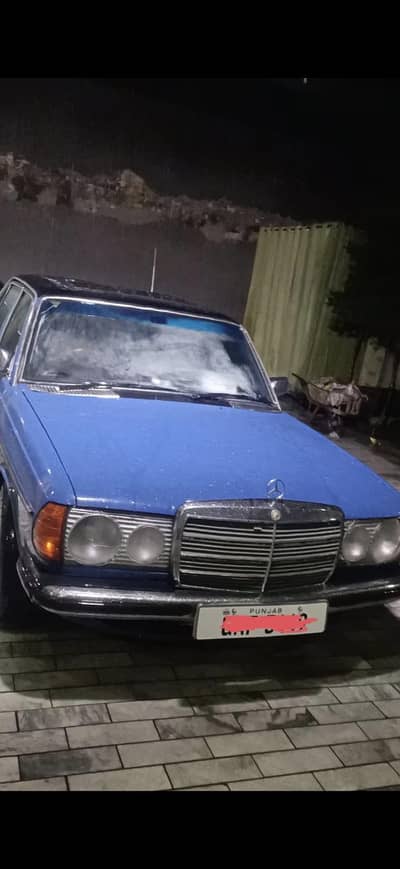 w123   4 cylinder diesel.  with sunroof.