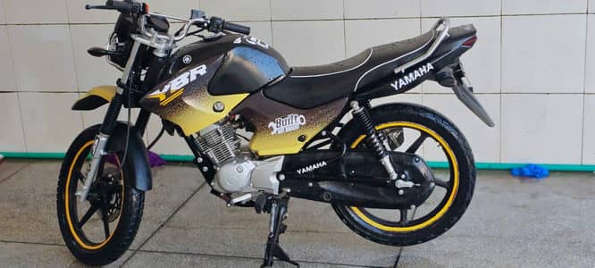 YAMAHA YBR G 125