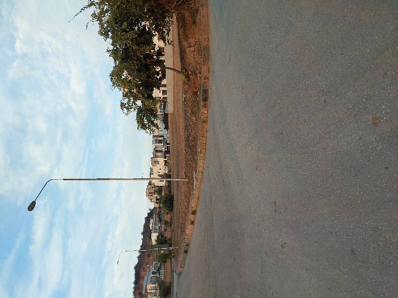 Main Blvd Corner Extra Land Plot Premium Class Plot 4