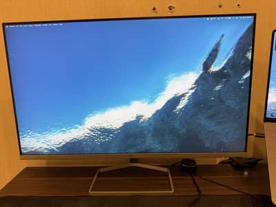 HP M27fq 27” QHD IPS Monitor (2K, Ultra-Slim, Like New) – Urgent Sale