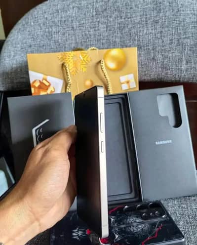 Samsung Galaxy S25 Ultra 5G full box