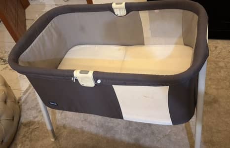 Chicco Travel Bassinet for Sale