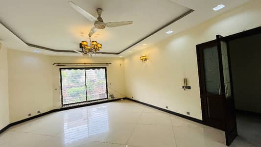 10 Marla full House for rent