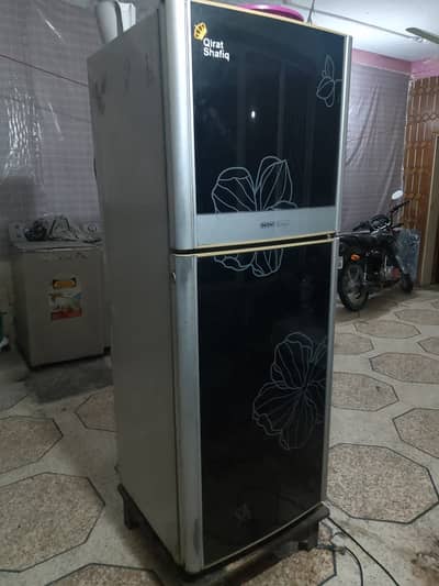 Orient Glass Door Fridge – Stylish Design | Good Condition