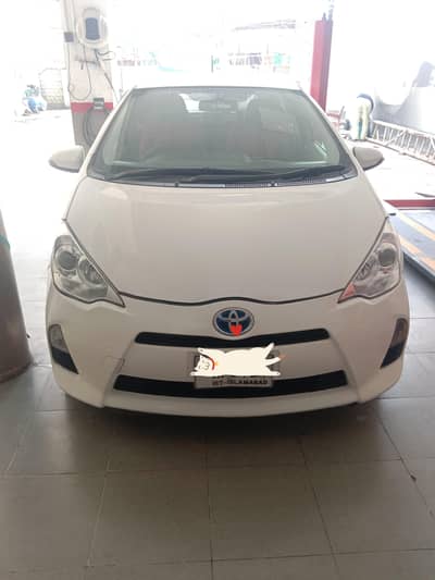 Aqua Hybrid 2014-2017