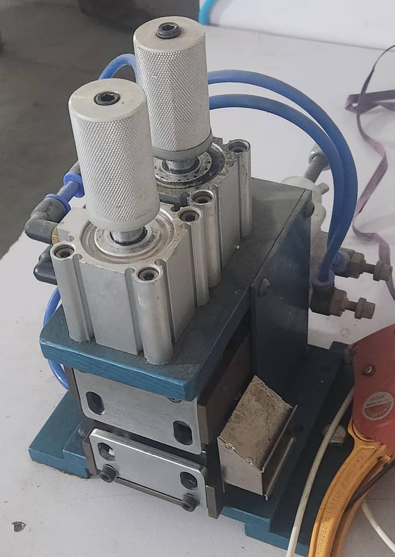 mobile data cable making machines 3