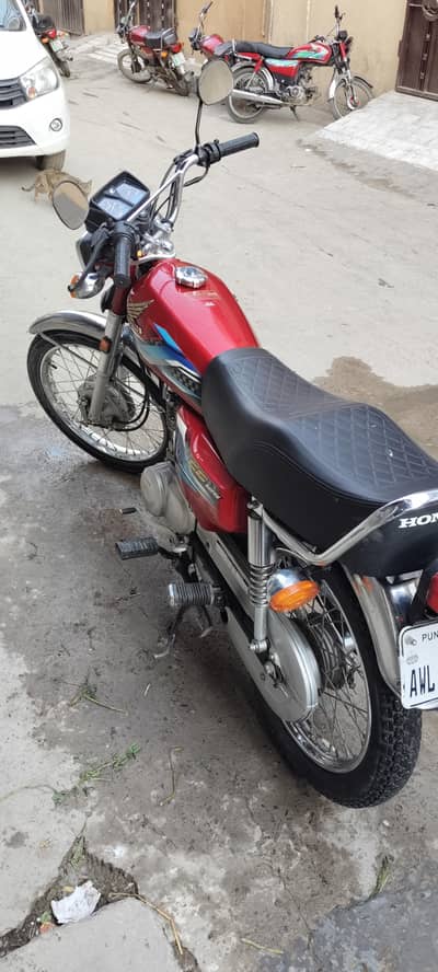 2024 honda 125 just like new