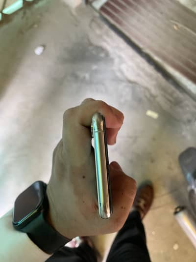 Iphone XS PTA WITH BOX CABLE GENIUNE BTRY SRVS 256 GB