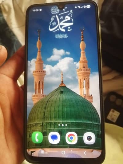 Samsung A16 6/128 in warranty