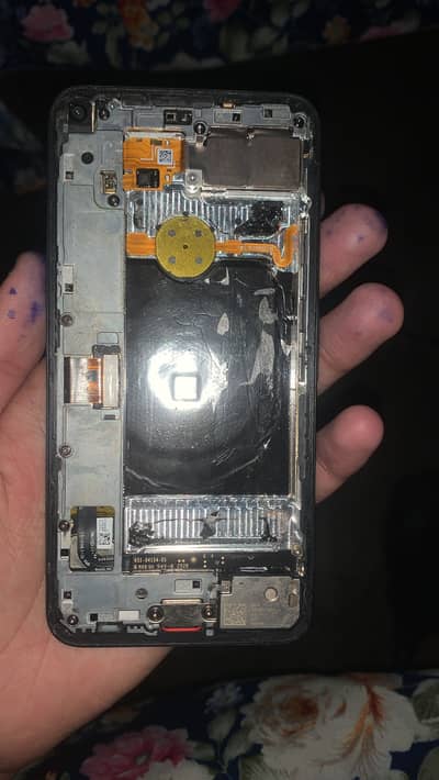 Panel toot gaya h or btry ni h board or baki parts all ok h pta aprove