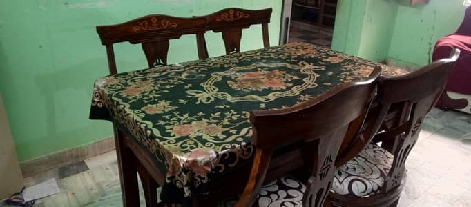 dining table with 4 chairs
