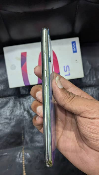 Vivo s1 with charger cable with Box condition 10by9