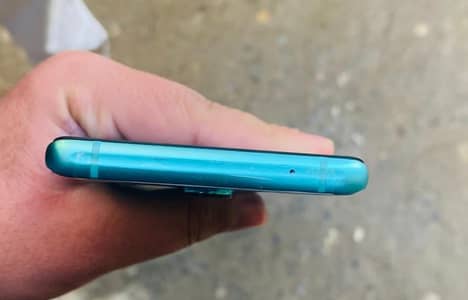 OnePlus 8pro 5G varient (exchange possible)