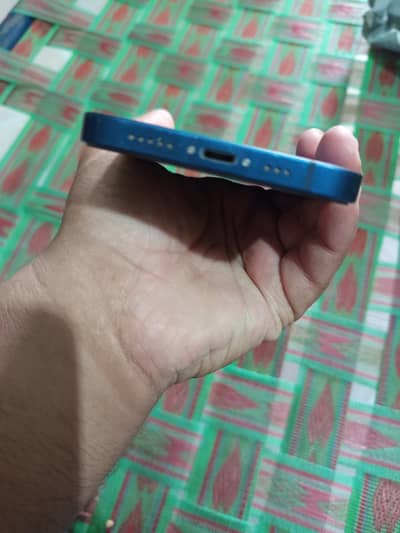 I phone 12 PTA 128gb 81 battery