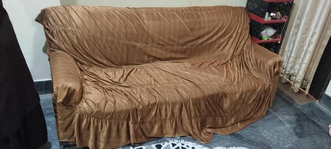 5 Seater Sofa Set Neat And Clean Home Use