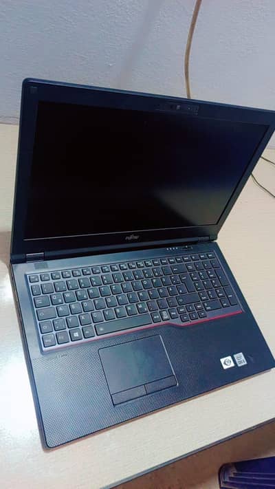 Fujitsu Core i 5 10 Gen