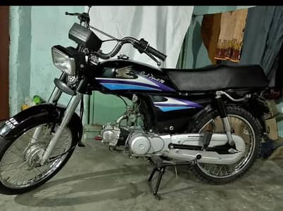 Honda bike 70 cc urgent for sale.  03176607685