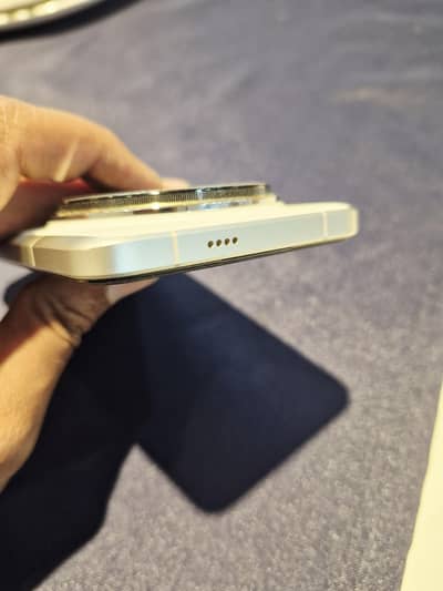 Xiaomi 14 ultra Global Variant.