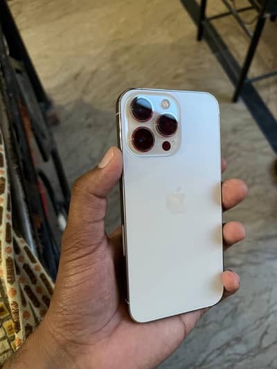 Aoa iphone 13 pro white jv 256  Battery health 92%  all ok