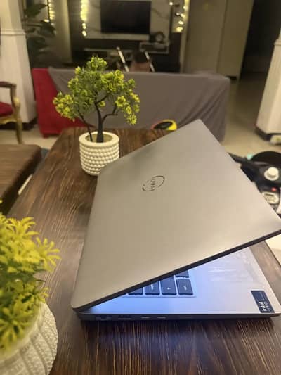 Dell Laptop latitude 5450 ultra 5 135H 14th Generation