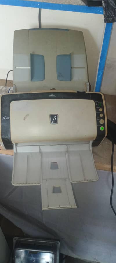 Fujitsu fi 6130 Scanner