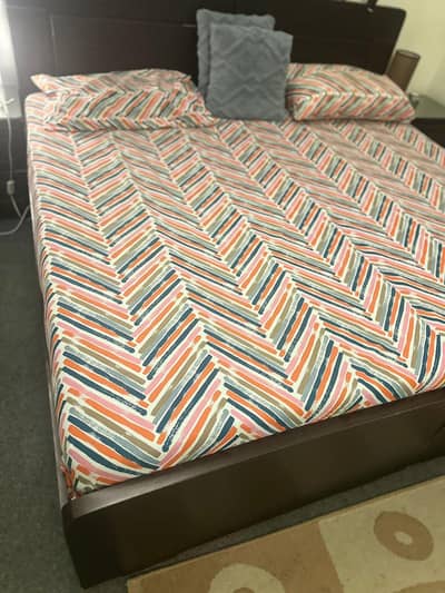 Two Single Beds With Two Side Tables