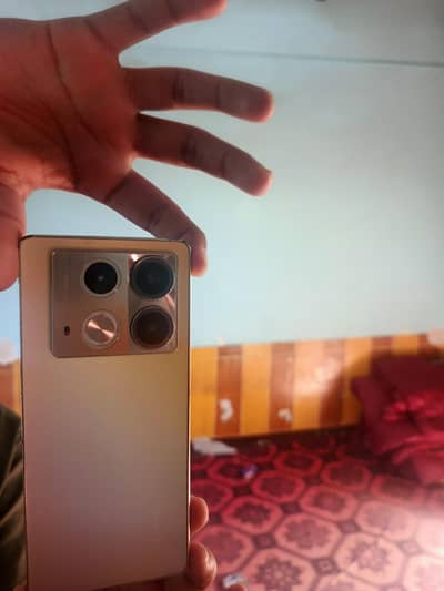 Infinix Note 40 – 8+8GB RAM – 256GB Storage – Excellent Condition”