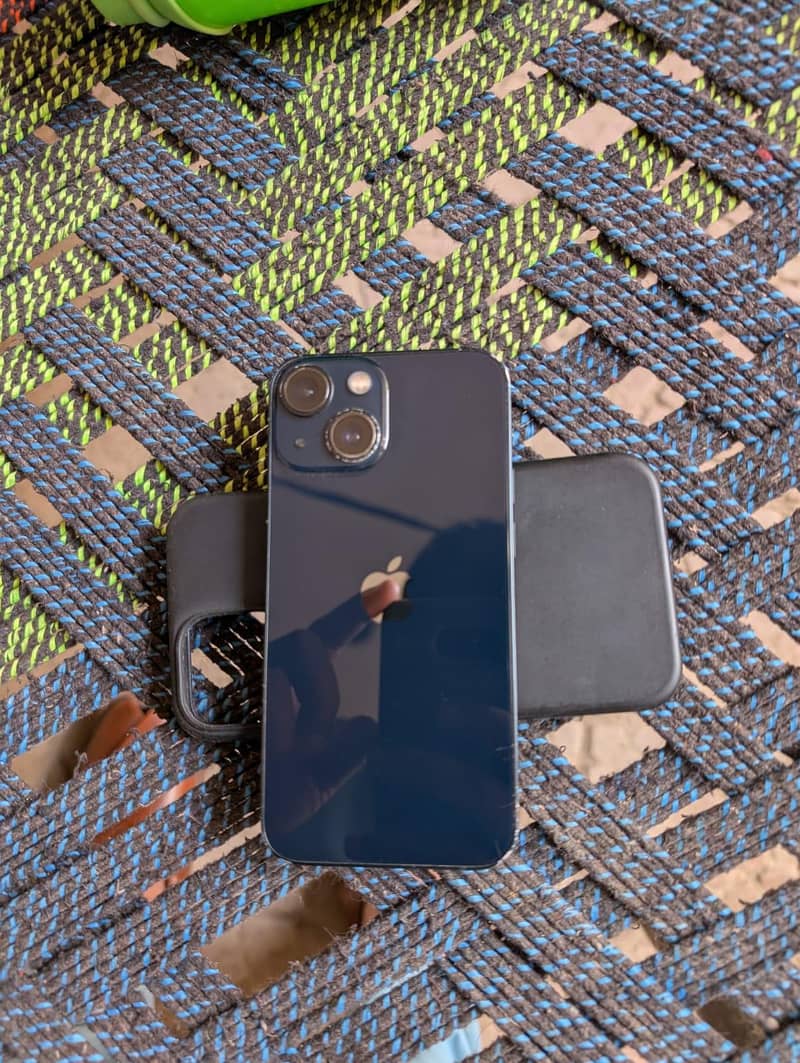 iPhone 13 Mini 1