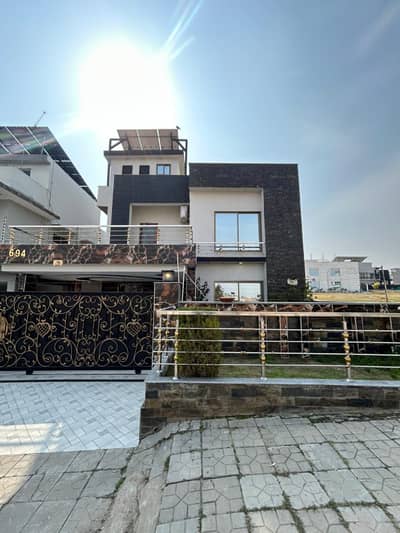 10 Marla Double Unit House For Sale Prime Location With Solar Investor Price