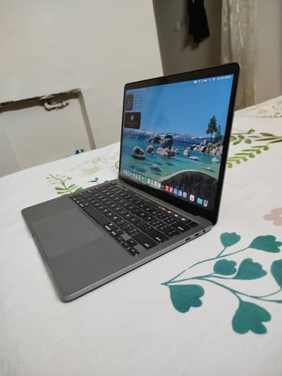 MacBook Pro 13in 2020 Core i7