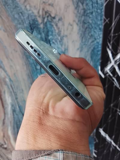 emergency sell kr rha hn