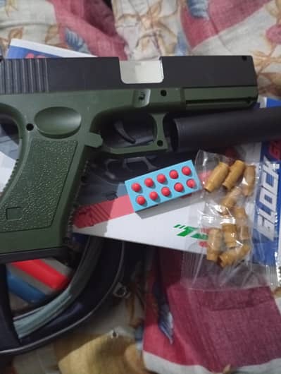 Glock Style Manual Reload Toy Gun with Magazine – Good Size