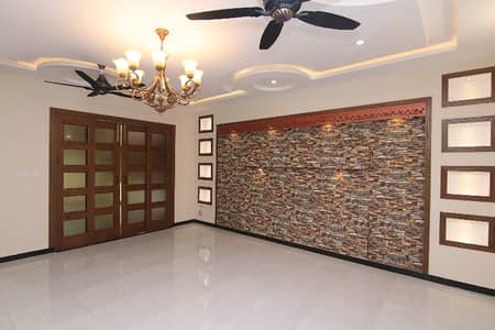 Ground Portion For Rent In Media Town