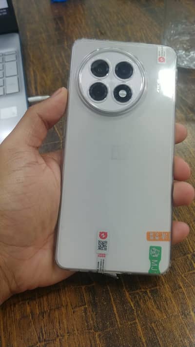 One Plus Ace 5 12/255GB – Excellent Condition, N