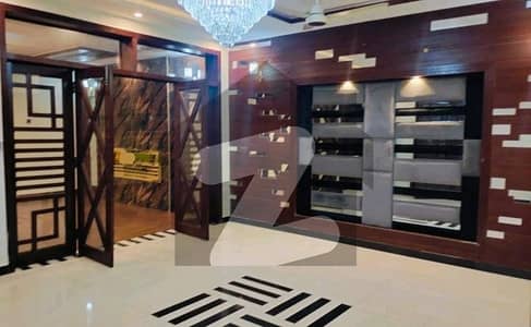 10 Marla House Up For sale In Bahria Town - Sector C