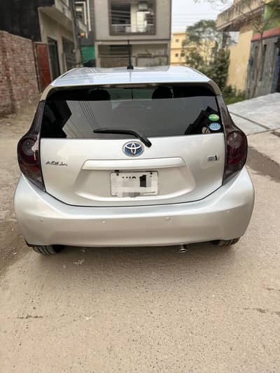 Toyota aqua 2014 model import 2017 registration 2018