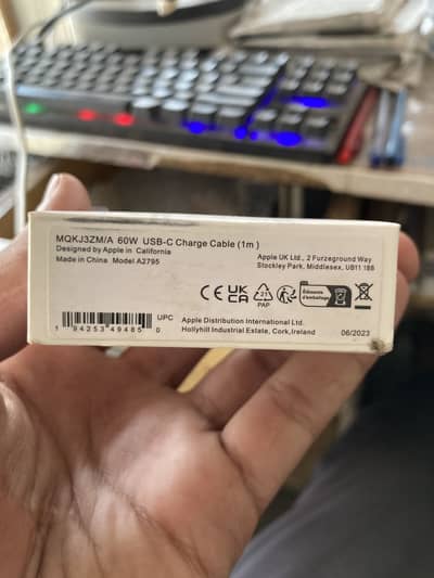 Iphone C-type cable original box pack for sale