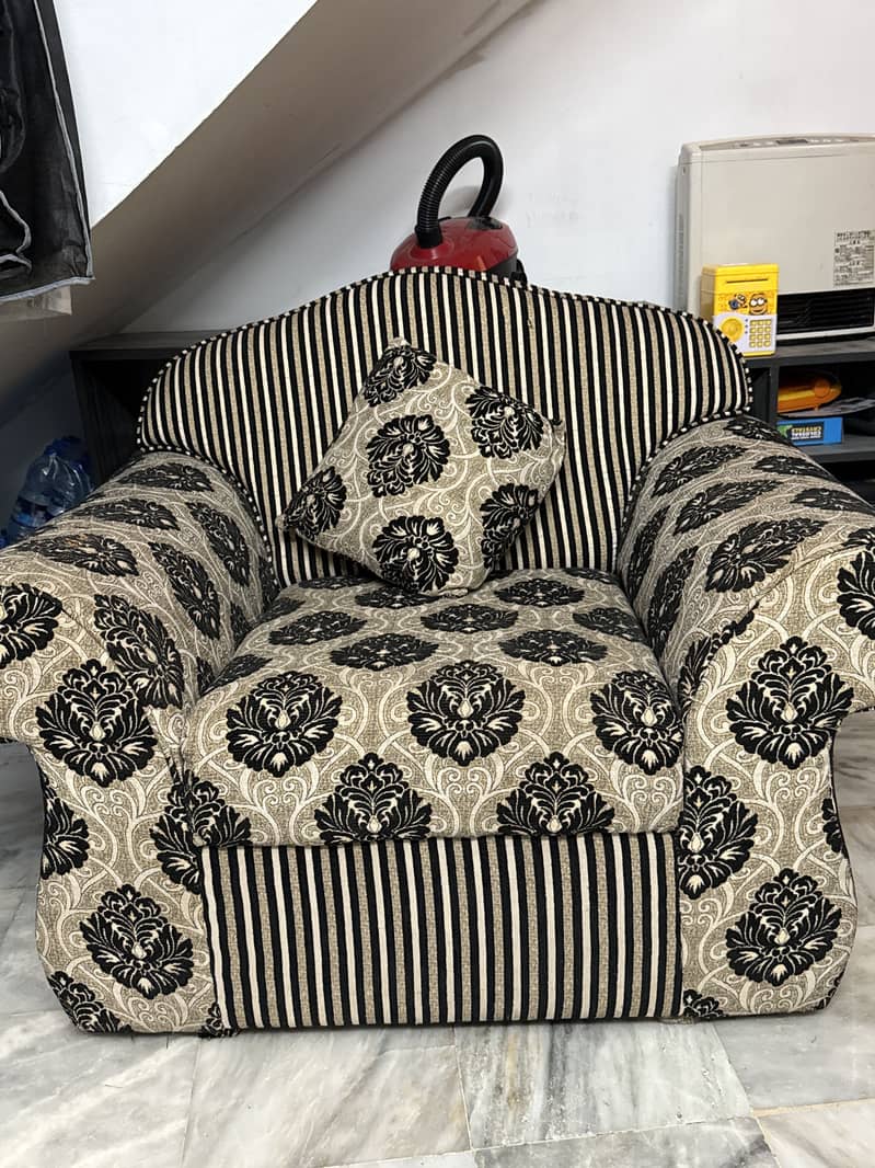 Full sofa set 0