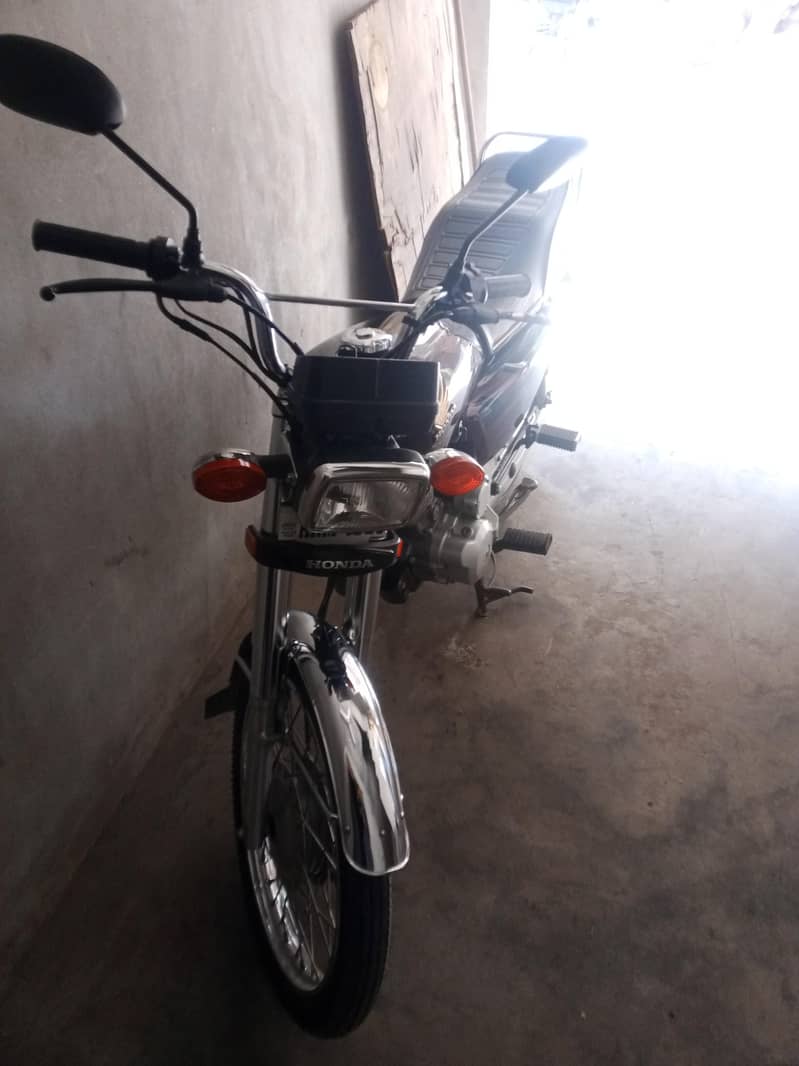 same as new like zero meter 1